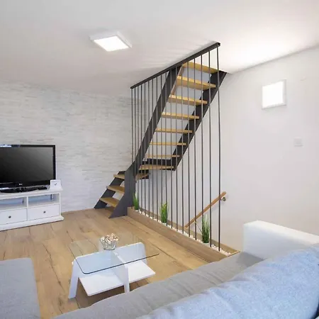 Prázdninový dům In - Istrien 36032 Medulin